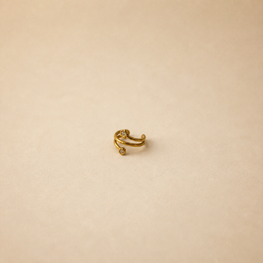 Earcuff met dubbele steen voorkant